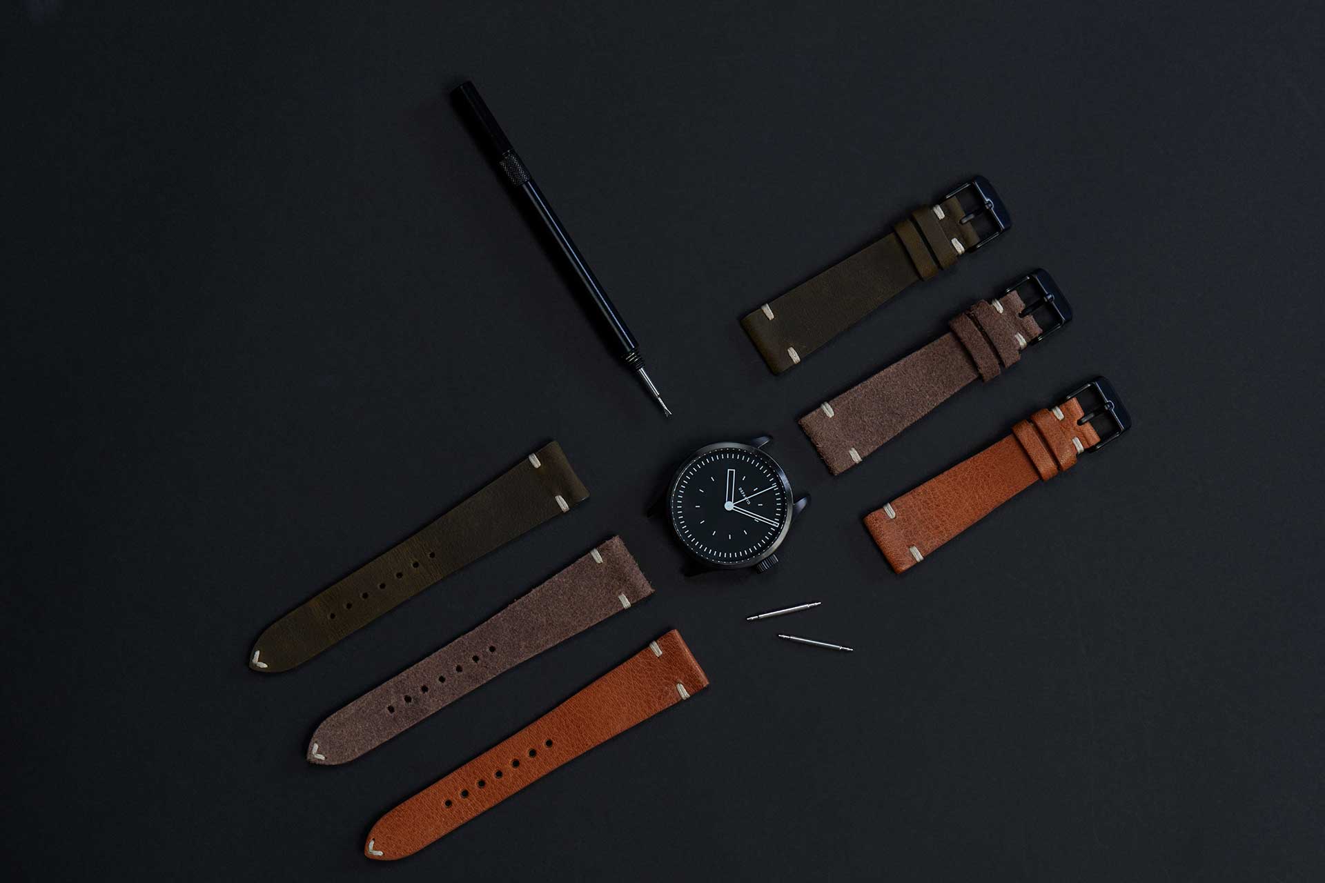 Black Label Crown & Buckle Website by Motto